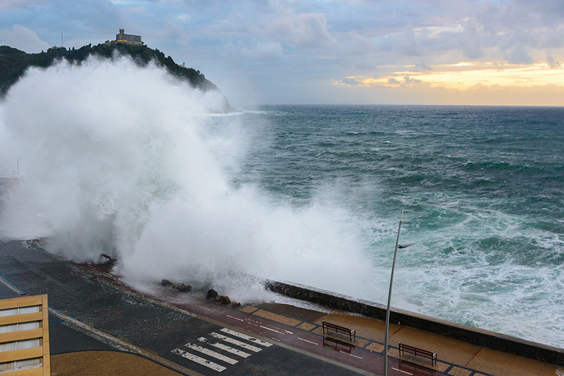 活用シーン：大型台風の接近時