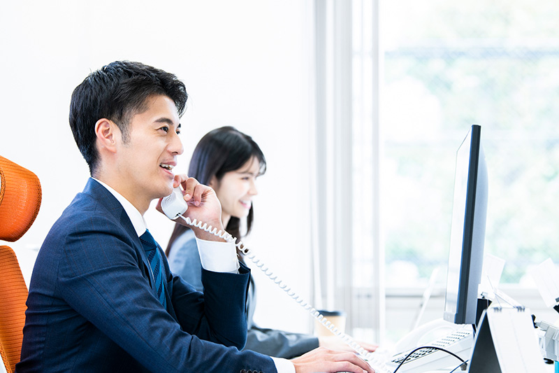 ヘルプデスクサービス特長2：幅広いサービスの問い合わせに対応